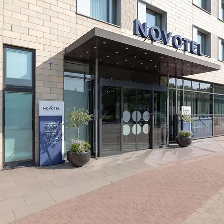 Novotel Hamburg City Alster-2
